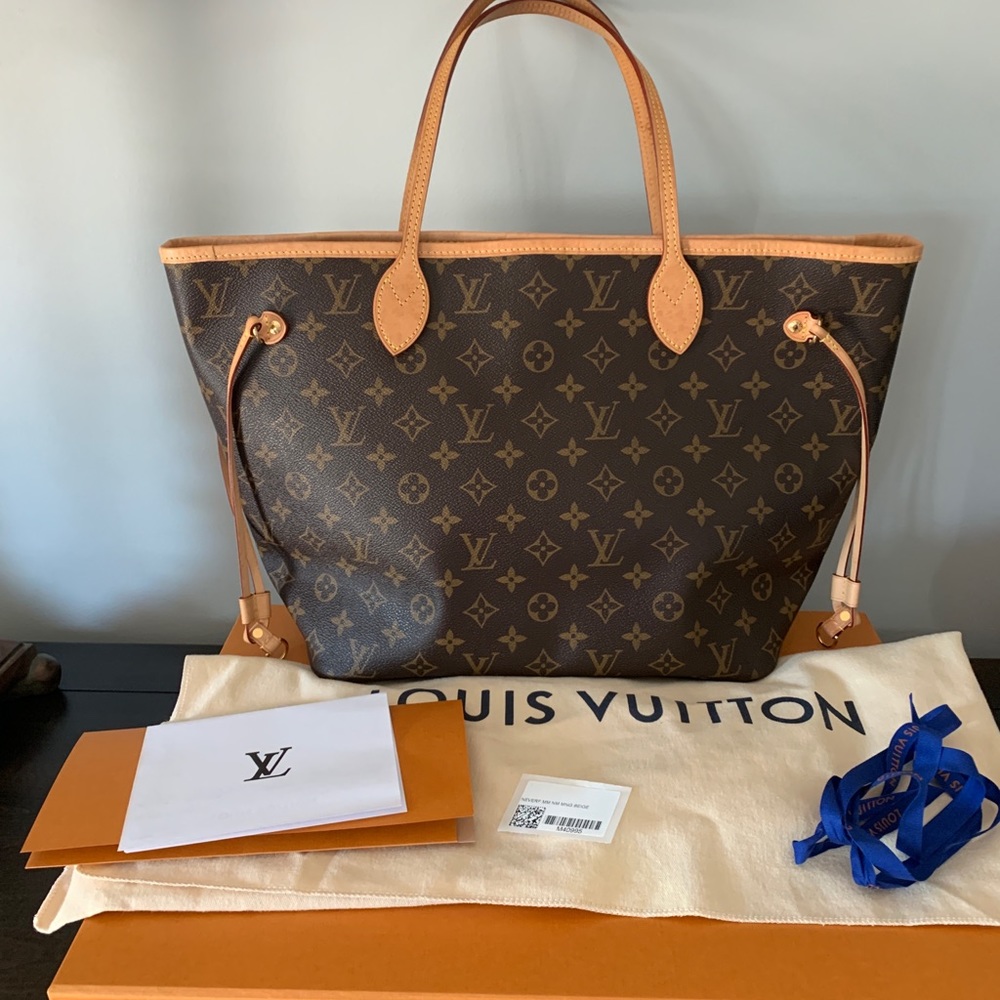 Louis Vuitton Neverfull MM
